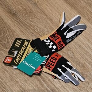 Youth Fasthouse riding gloves